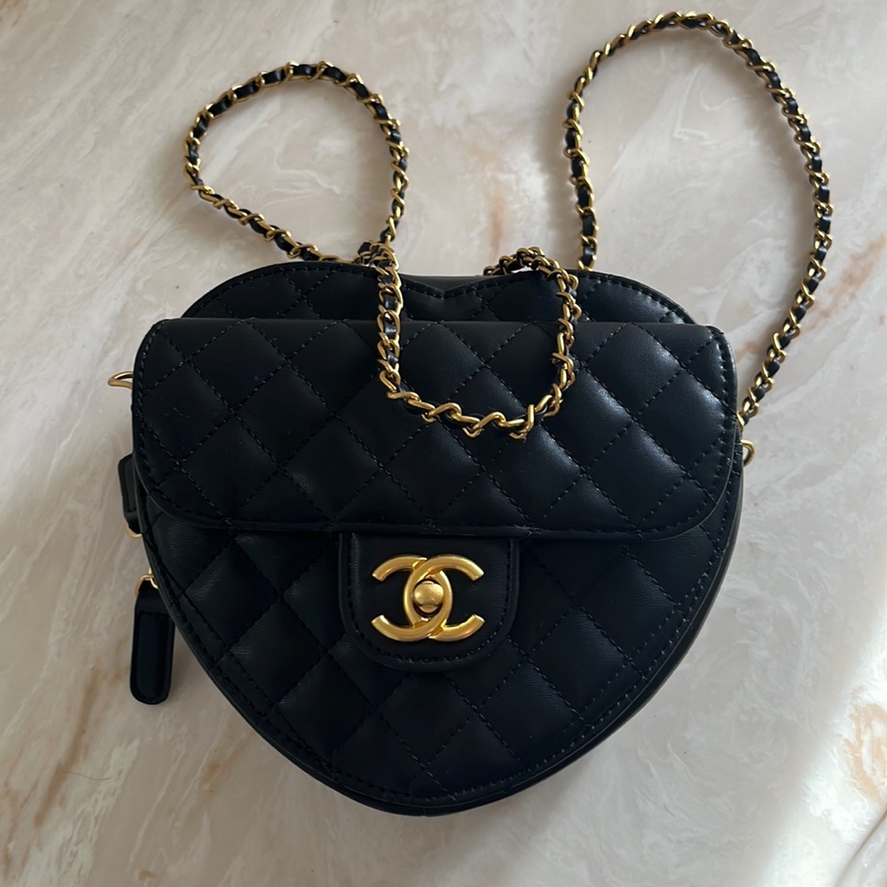 Black purse